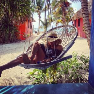 Meet your Posher, Wendy